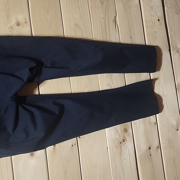 Lululemon Swift Speed Tights Size 4 inseam 12in - Picture 7 of 7